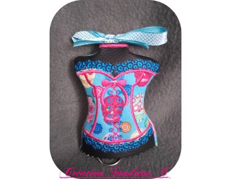 Motif de broderie machine bustier porte clé à ruban  ITH