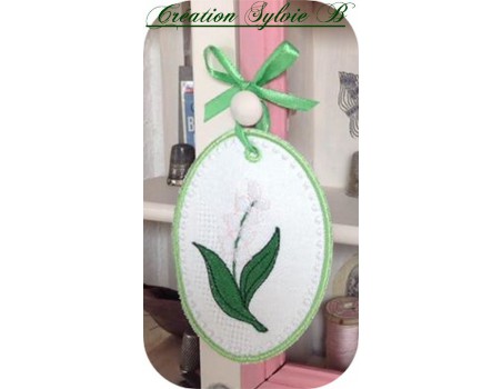 Motif de broderie machine muguet