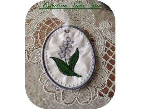 Motif de broderie machine muguet