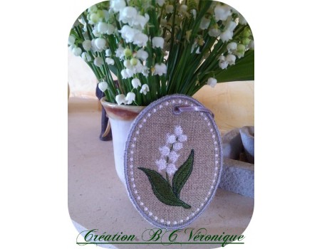 Motif de broderie machine muguet