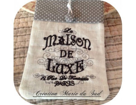 Motif de broderie machine Maison de luxe de Paris