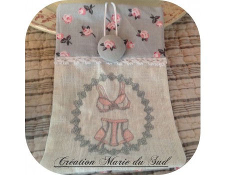 Motif de broderie lingerie gainante