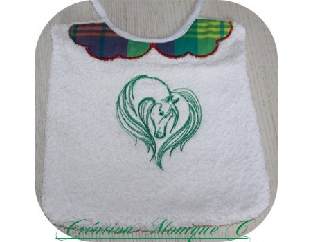 Motif de broderie machine  cheval coeur