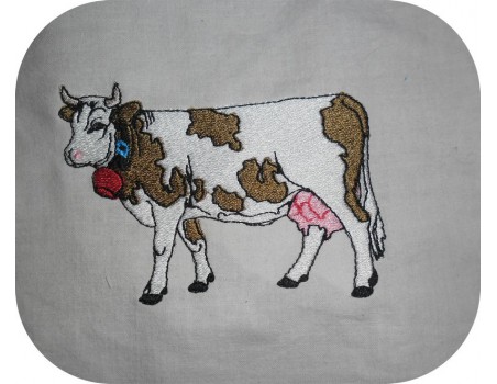 embroidery design cow bib ITH