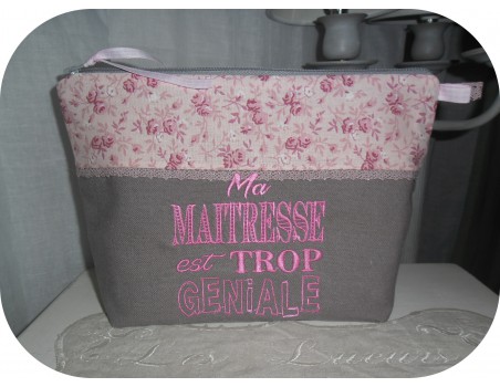 Motif de broderie maîtresse trop géniale