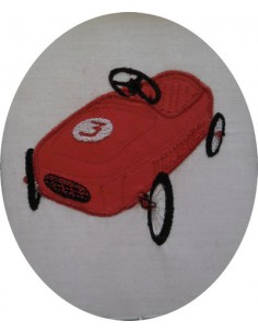 Voiture à pédales ancienne