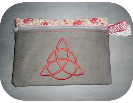 Motif de broderie machine triquetra