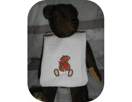 Instant download machine embroidery design White Bear