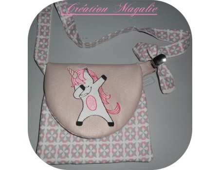 Motif de broderie machine  dab licorne