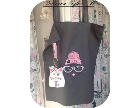 Motif de broderie machine chat cute