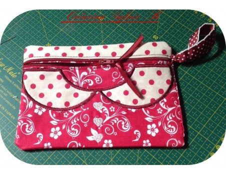 Motif de broderie machine ITH trousse col claudine