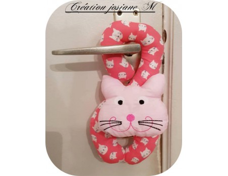 Motif de broderie machine Chat de porte  ITH