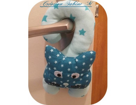 Motif de broderie machine Chat de porte  ITH