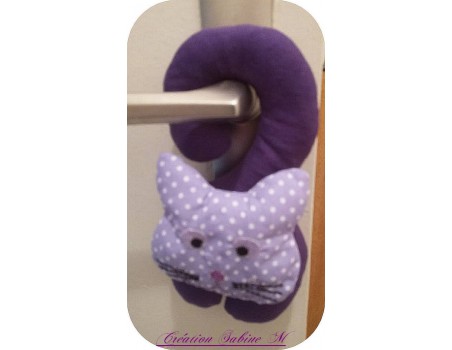 Motif de broderie machine Chat de porte  ITH