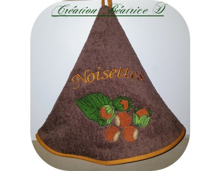 Motif de broderie machine  noisettes