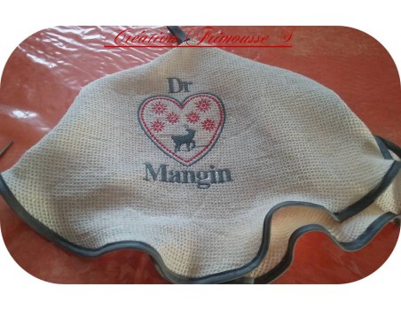 Motif de broderie machine coeur de montagne cerf