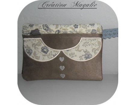 Motif de broderie machine ITH trousse col claudine