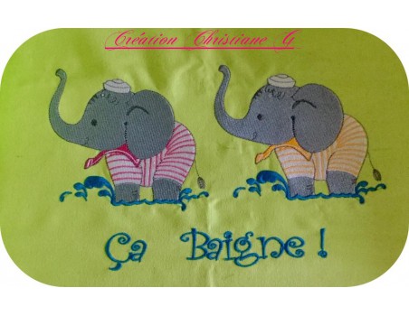 Motif de broderie machine  Eléphant baigneur