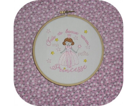 Motif de broderie machine princesse