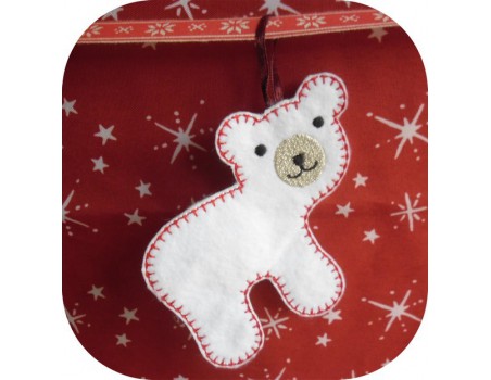 Motif de broderie machine l'ours polaire  ITH