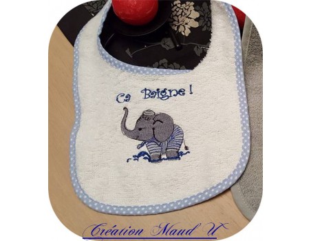 Motif de broderie machine  Eléphant baigneur