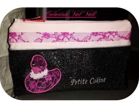 Motif de broderie machine  canard sexy