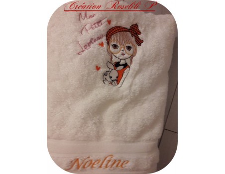 Motif de broderie machine fillette avec son lapin