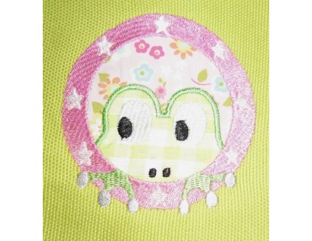 Motif de broderie grenouille