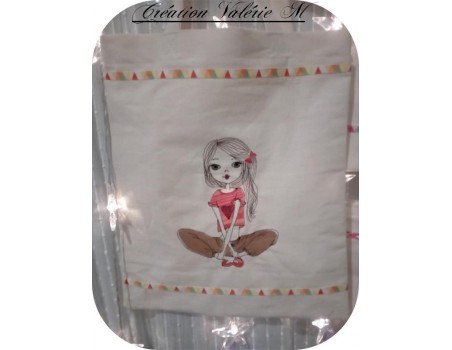 Motif de broderie machine fillette yoga