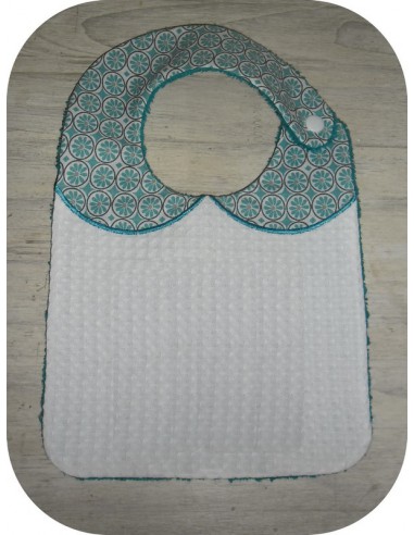 machine embroidery design Scalloped  Bib ITH