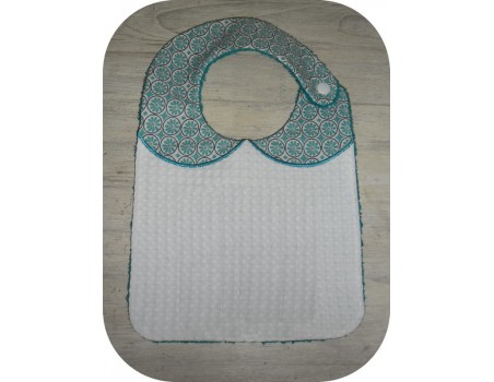 machine embroidery design Scalloped  Bib ITH