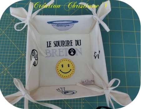 Instant download machine embroidery Breton hat