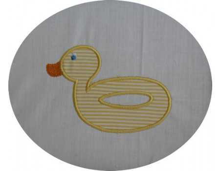 Motif de broderie bouée canard