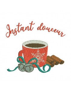 Instant download machine embroidery design christmas mug