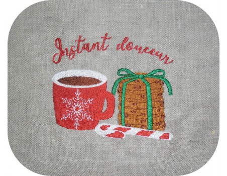 Instant download machine embroidery design christmas mug