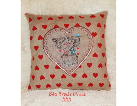 Motif de broderie machine coeur appliqué