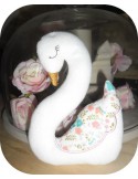 Instant download machine embroidery swan ith