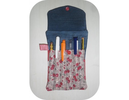 Motif de broderie machine étui crayons  ITH