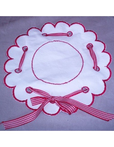 Motif de broderie  charlotte 3