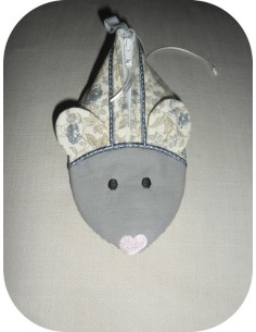 Motif de broderie machine trousse souris ITH
