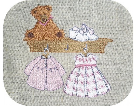 Motif de broderie machine linge fille