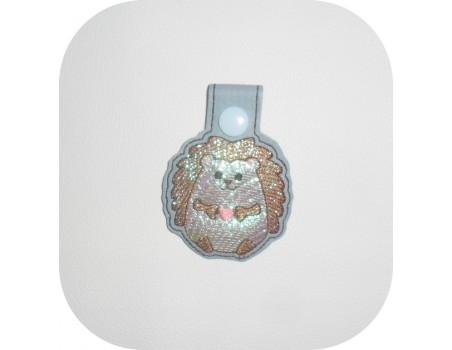 machine embroidery design cat mylar keychains ith