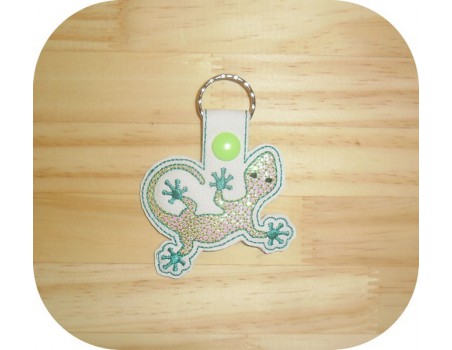 machine embroidery design turtle  mylar keychains ith