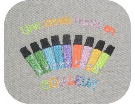 Motif de broderie machine feutres couleurs