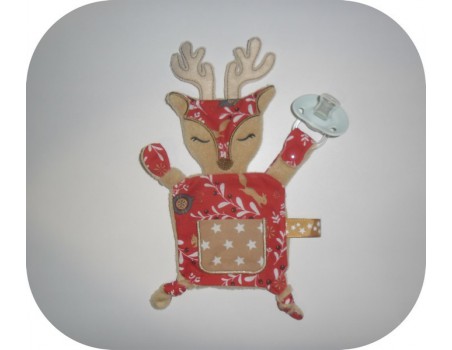 Motif de broderie machine doudou cerf ITH