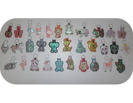 Motif de broderie machine porte clé grenouille en mylar  ITH