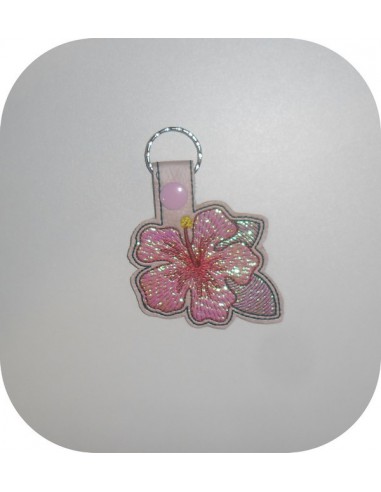 Motif de broderie machine porte clé fleur d'hibiscus  en mylar  ITH