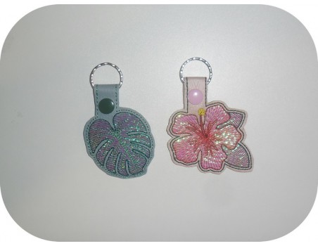 Motif de broderie machine porte clé fleur d'hibiscus  en mylar  ITH