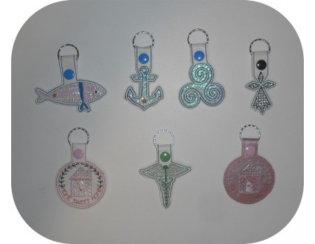 Motif de broderie machine porte clé sardine en mylar  ITH