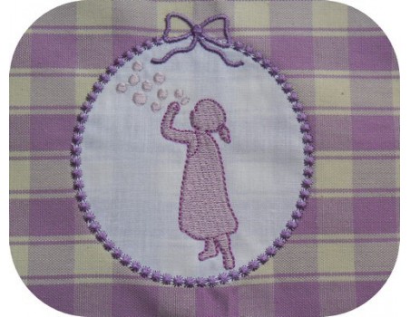 Motif de broderie fille aux bulles